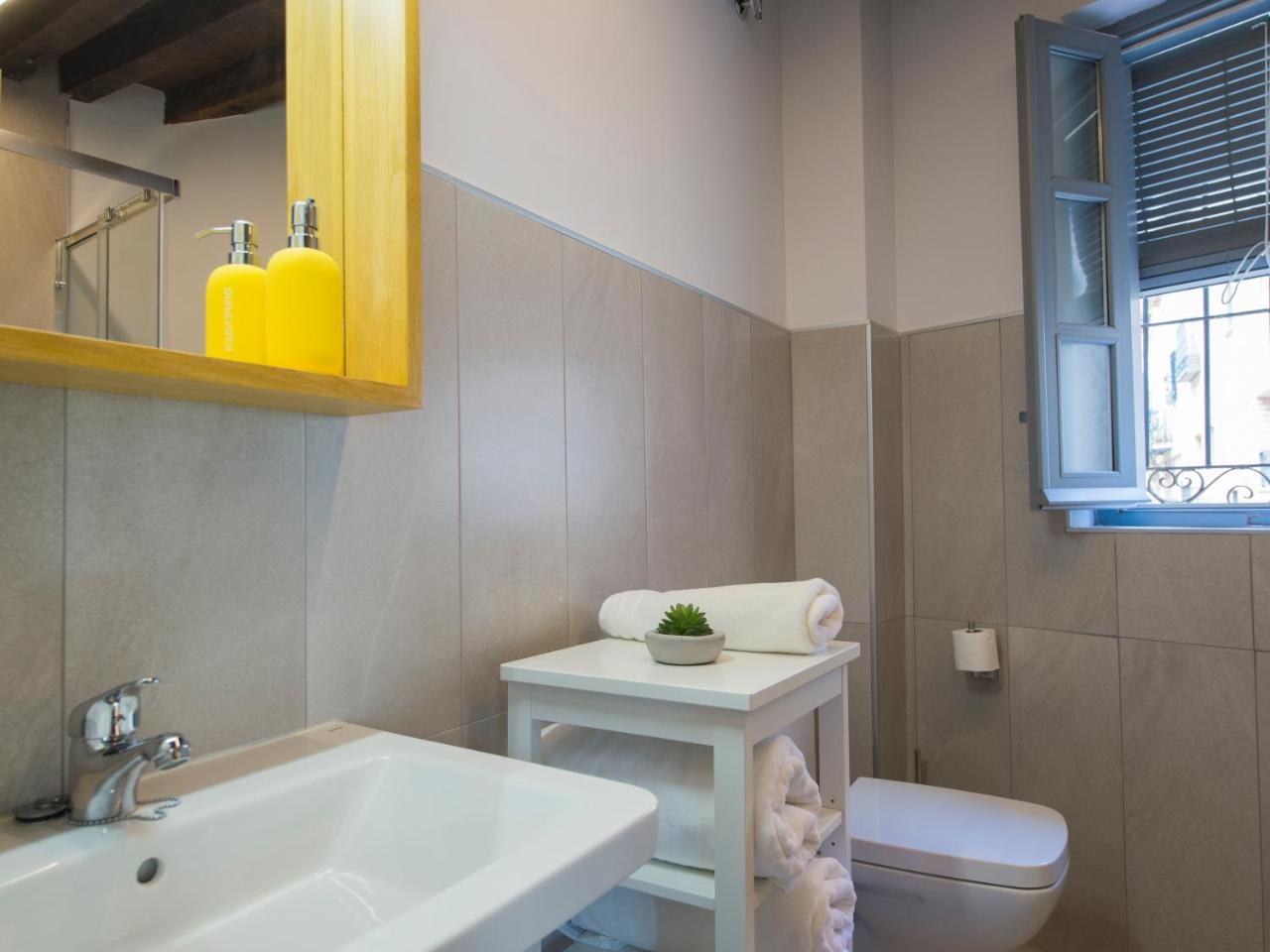 Aldaba Apartamentos Толедо Экстерьер фото